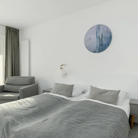 Aquamarina Prima By Solarento Apartment